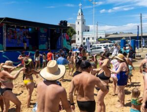Caravana de Verão reúne 4 mil pessoas na Enseada