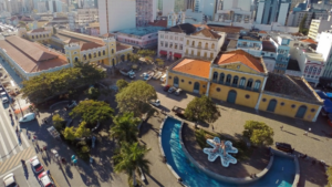 Lugares para visitar em Florianópolis segundo a IA