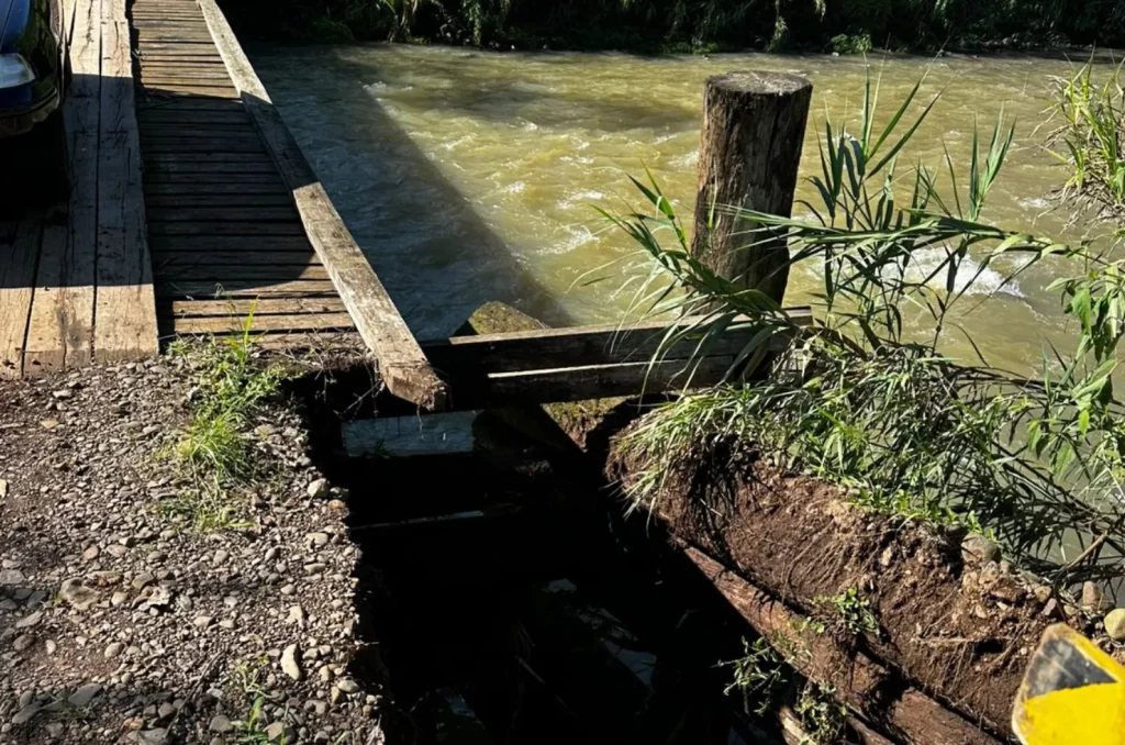 Estragos da chuva forte em Timbé do Sul