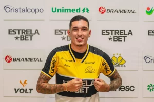 Criciúma apresenta volante Paulo Vitor