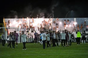 Criciúma enfrenta time que já brilhou nos anos 80