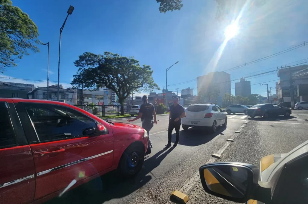 Engavetamento no Centro de Criciúma