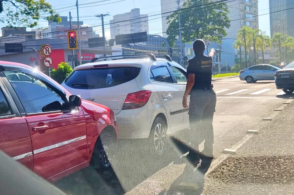 Engavetamento no Centro de Criciúma