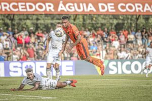 Catarinense: Santa Catarina e Figueirense empatam