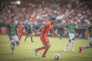 Santa Catarina goleia e elimina Concórdia