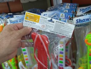 Saiba como comprar fantasias e acessórios seguros