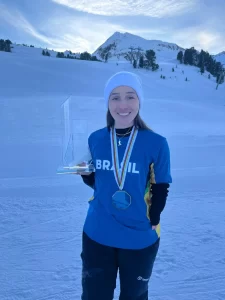 Brasileira é campeã da Copa Europeia de Snowboard