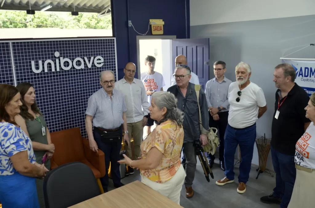 Italianos do Vêneto visitam Unibave e Museu ao Ar Livre em Orleans para estreitar laços culturais e fortalecer o turismo de raiz