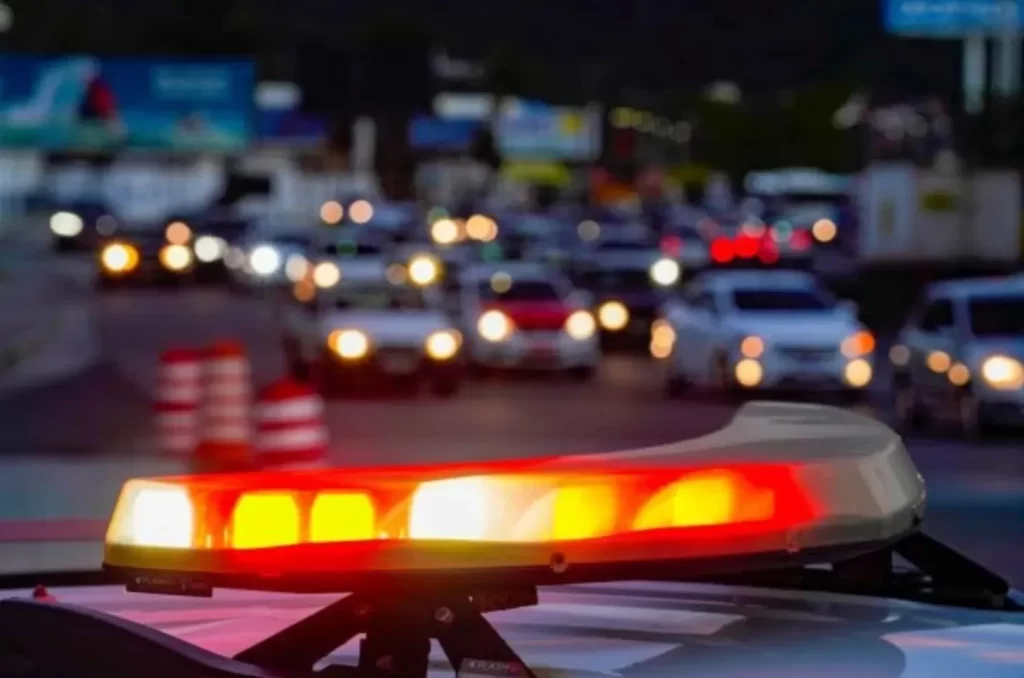 Ilustração de uma viatura policial como a que atendeu o caso em Orleans