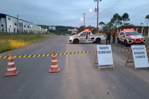 Obras do Binário causam bloqueio no trânsito