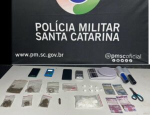 PM prende traficante e estelionatário em Itajaí