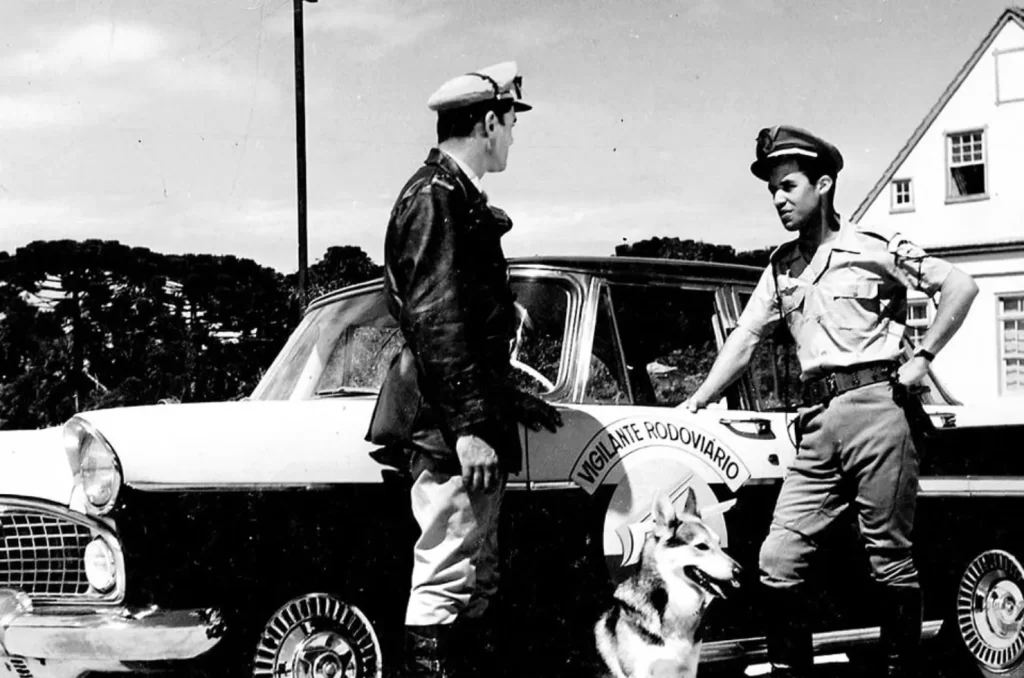 Foto de Carlos Miranda atuando em "O Vigilante Rodoviário" na década de 60