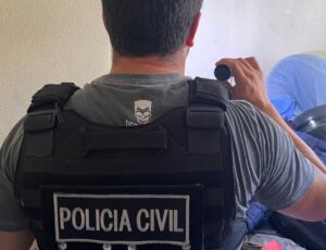 Preso cúmplice de jovem que matou mãe e padrasto