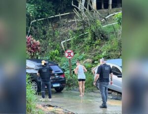 Stalker de dentista é presa em Itajaí