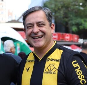 Prefeito decide cancelar multa aplicada ao Criciúma