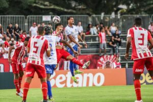 Dica de pai valeu gol da vitória do Caravaggio