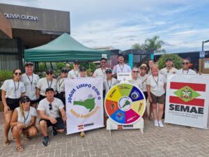 Ação ambiental chega a Praia da Joaquina