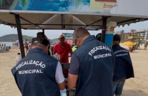 Fiscalização é promovida na praia em Laguna