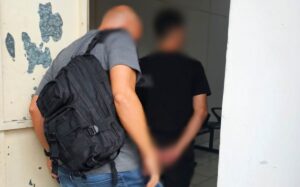 Jovem envolvido em crimes graves é preso em Criciúma