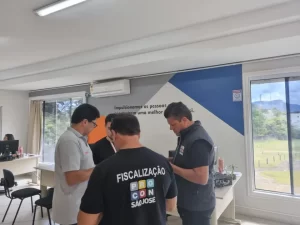 Procon de São José cobra explicações de faculdades