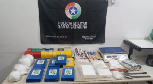 Mais de 12kg de cocaína são apreendidos em Araranguá