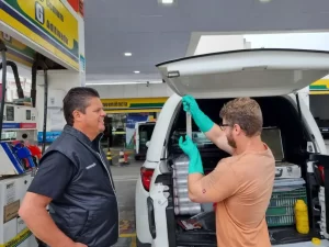 Procon de São José fiscaliza postos e combate abusos
