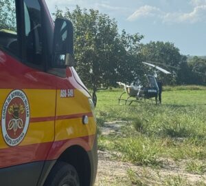 Mão de trabalhador é esmagada em equipamento