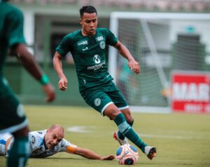Figueirense contrata volante Breno até 2026
