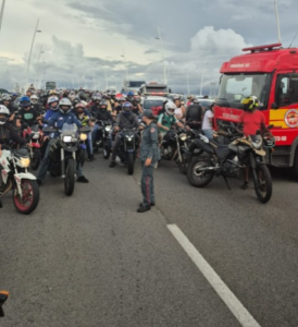Interdição na Ponte Pedro Ivo causa longas filas