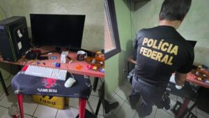 Homem é preso por armazenar conteúdo de abuso sexual