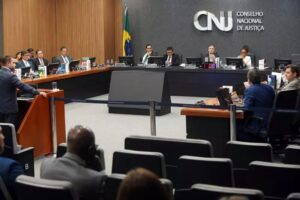 Juíza é penalizada após tentar impedir aborto em SC
