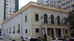 Teatro Álvaro de Carvalho anuncia data de reabertura