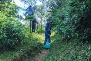 Garopaba reforça limpeza em praias e vias públicas