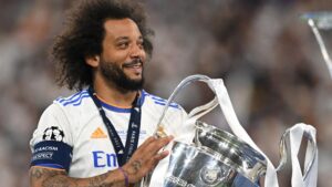 Marcelo anuncia aposentadoria após carreira vitoriosa