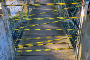Ponte pênsil de Tubarão é interditada