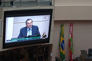Julio Garcia é o novo presidente da Alesc