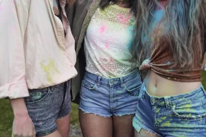 Como montar uma fantasia de Carnaval gastando só R$ 60