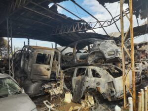 Içara: incêndio exige 8 horas de combate às chamas