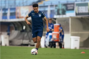 Avaí se prepara para duelo decisivo no Catarinense