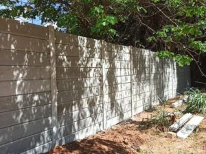 Muro provoca briga entre vizinhos em Balneário Gaivota