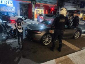 Homem é preso por embriaguez dirigindo Porsche