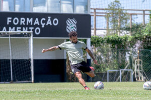 Figueirense finaliza preparação para o Clássico