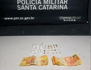 Polícia Militar apreende menor com drogas em Itajaí