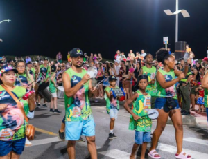 Confira fotos do Carnaval no Balneário Rincão