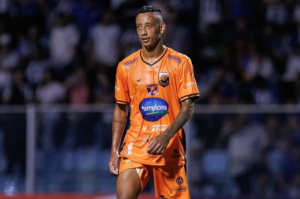 Destaque do Santa Catarina, Mendes fecha com o Avaí