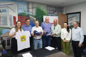 Criador do selo do centenário de Criciúma é premiado