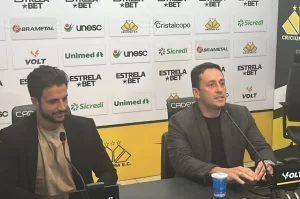 Criciúma apresenta Ítalo Rodrigues e Hudson