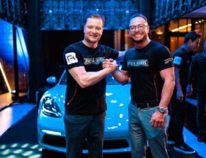 Empresa de SC dá Porsche 718 Boxter a corretores