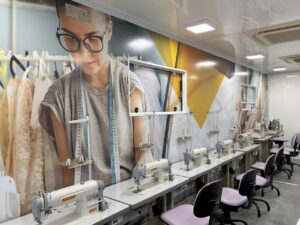 Escola Móvel oferece quase 40 cursos gratuitos