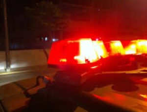 Homem tenta furtar ar-condicionado de bicicleta